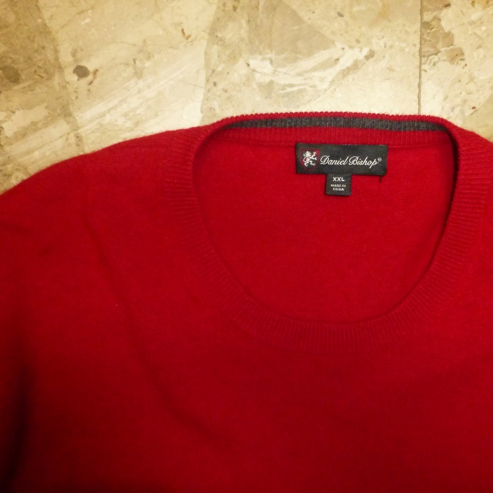 Daniel Bishop red cashmere crew neck pullover xxl
